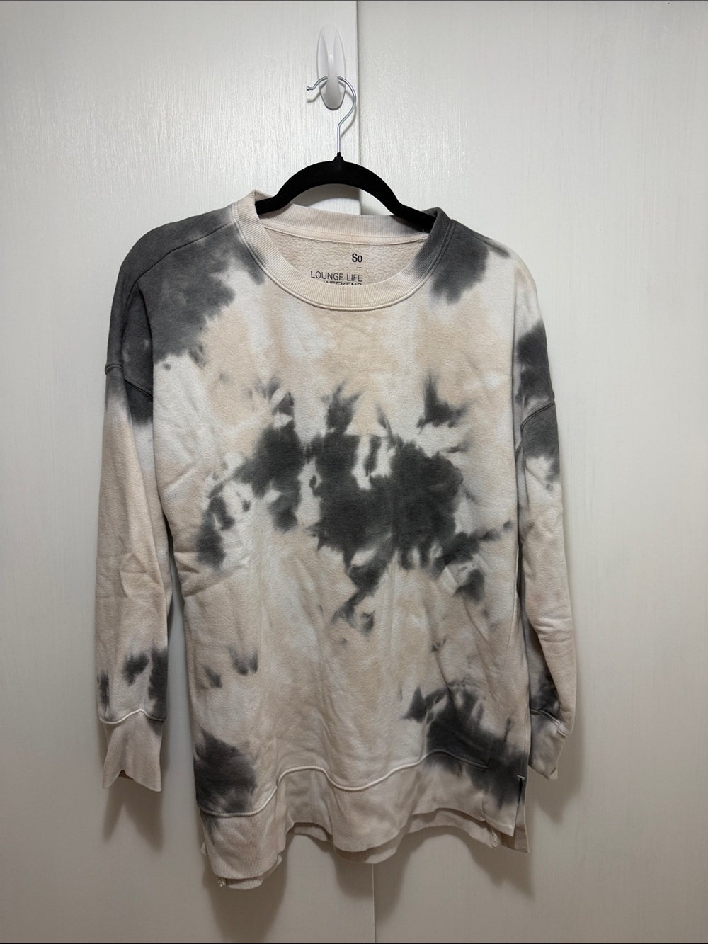 Lounge Life Women’s Beige & Charcoal Tie-Dye Crewneck Sweatshirt